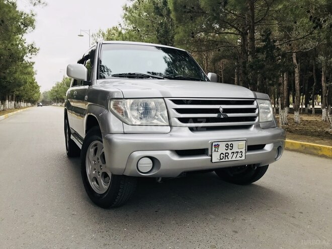 Mitsubishi Pajero io 2003, 162,000 km - 2.0 l - Sumqayıt