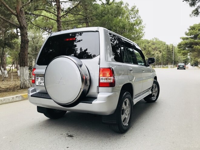 Mitsubishi Pajero io 2003, 162,000 km - 2.0 l - Sumqayıt