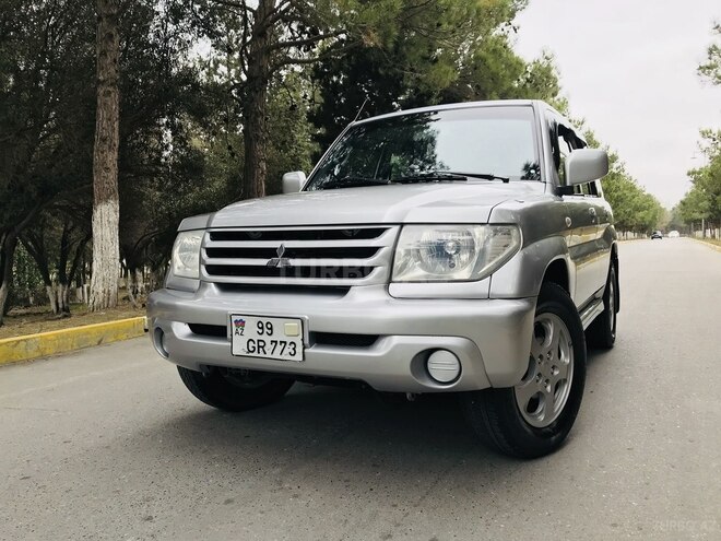 Mitsubishi Pajero io 2003, 162,000 km - 2.0 l - Sumqayıt