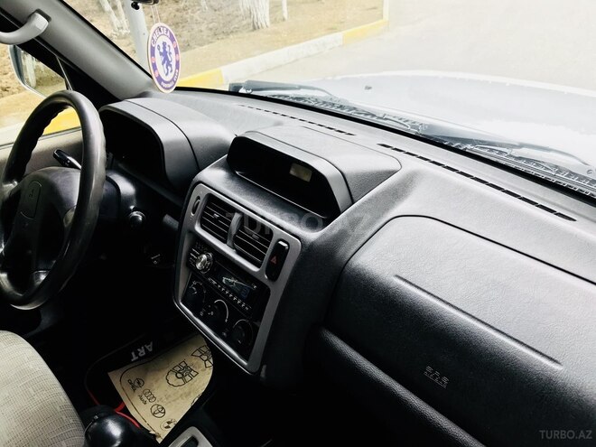 Mitsubishi Pajero io 2003, 162,000 km - 2.0 l - Sumqayıt