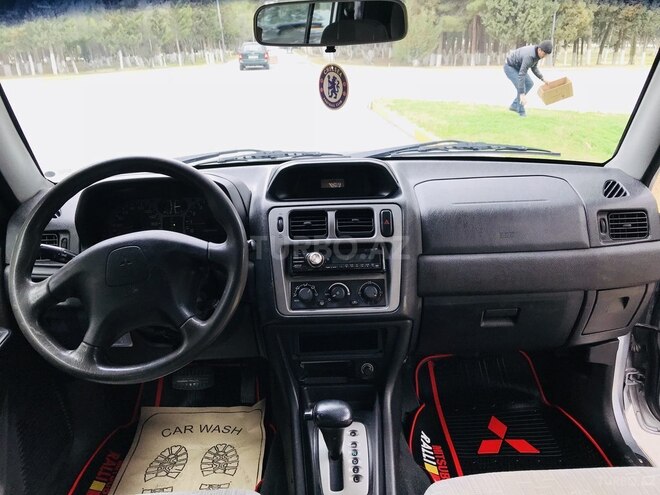 Mitsubishi Pajero io 2003, 162,000 km - 2.0 l - Sumqayıt