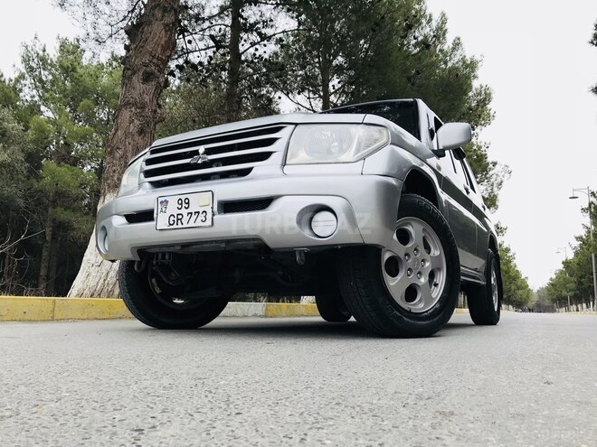 Mitsubishi Pajero io 2003, 162,000 km - 2.0 l - Sumqayıt