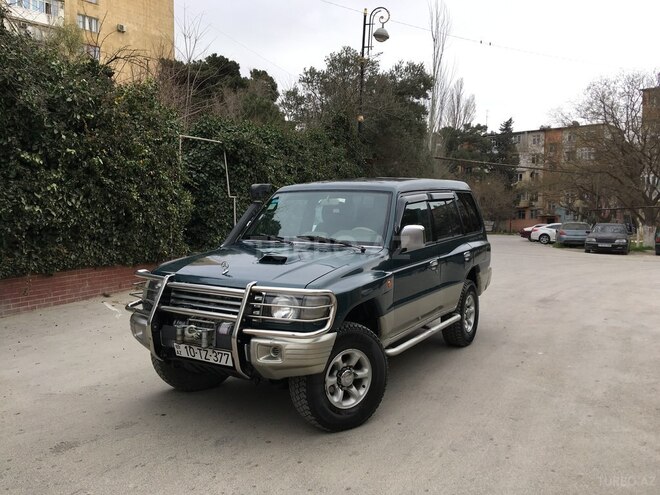 Mitsubishi Pajero 2000, 373,000 km - 2.8 л - Bakı
