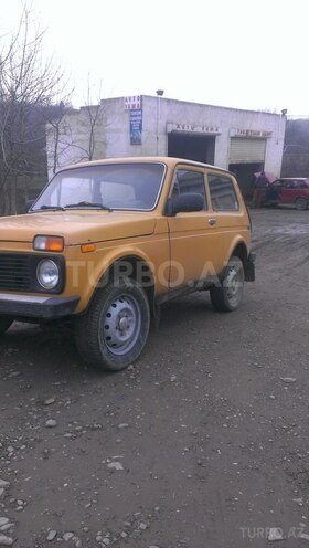 LADA (VAZ) Niva 1983, 186,000 km - 1.7 l - Qusar