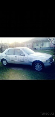 Mercedes 200 1995, 332,700 km - 0.2 l - Balakən