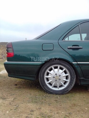 Mercedes C 240 1999, 293,500 km - 2.4 л - Bakı