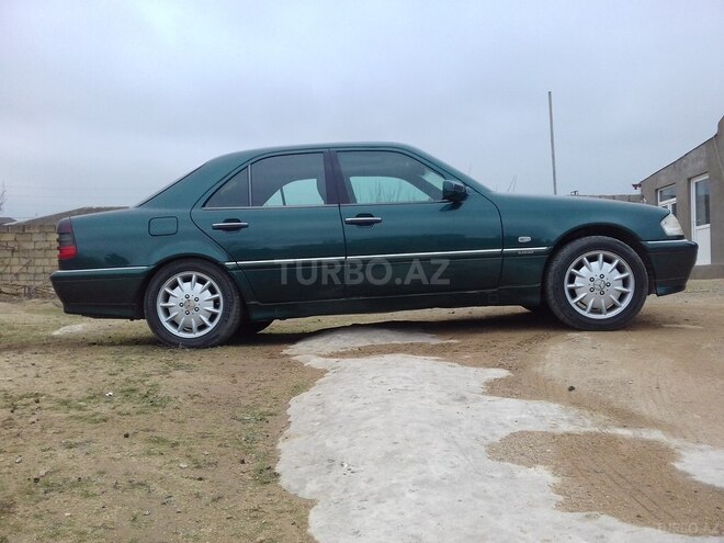 Mercedes C 240 1999, 293,500 km - 2.4 л - Bakı