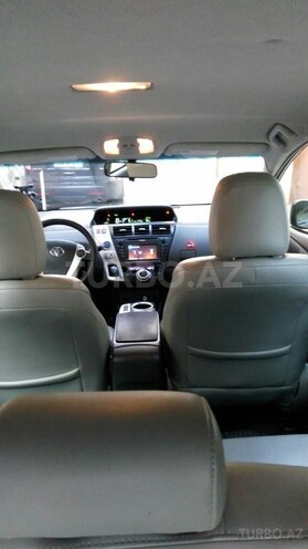 Toyota Prius V 2012, 170,200 km - 1.8 l - Bakı