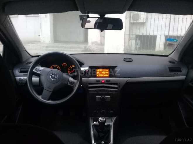Opel Astra 2006, 170,000 km - 1.3 l - Bakı