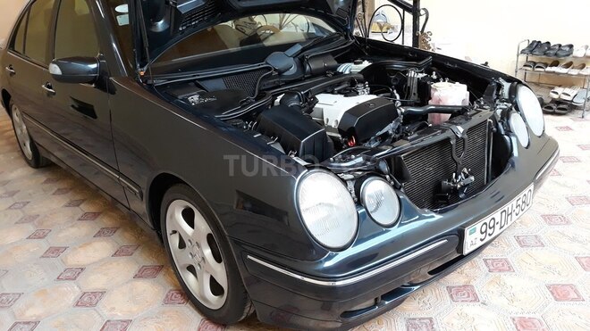 Mercedes E 200 1999, 296,257 km - 2.0 л - Gəncə