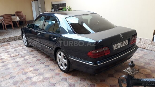 Mercedes E 200 1999, 296,257 km - 2.0 л - Gəncə