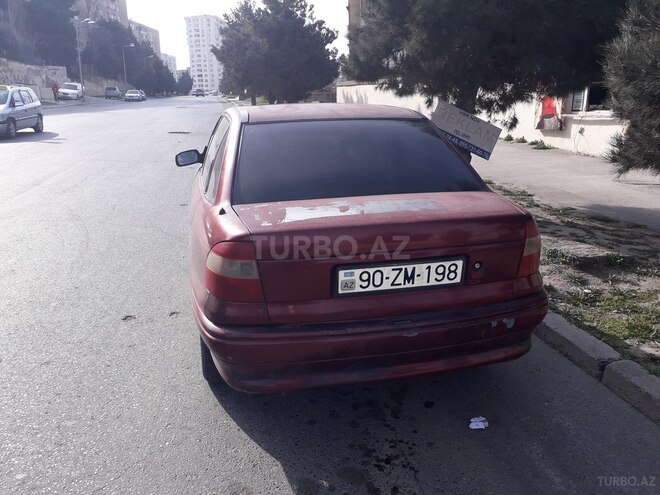 Opel Astra 1994, 352,000 km - 1.6 l - Bakı