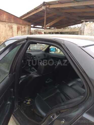 BMW 318 1994, 300,000 km - 1.8 l - Sumqayıt