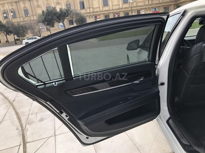 BMW 750 2012, 138,000 km - 4.4 l - Bakı