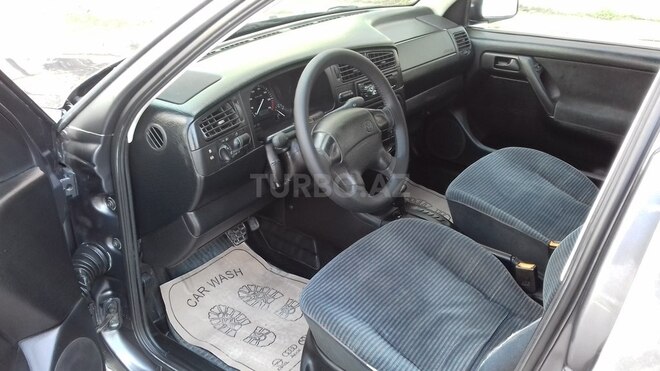 Volkswagen Golf 1994, 267,000 km - 2.0 l - Bakı