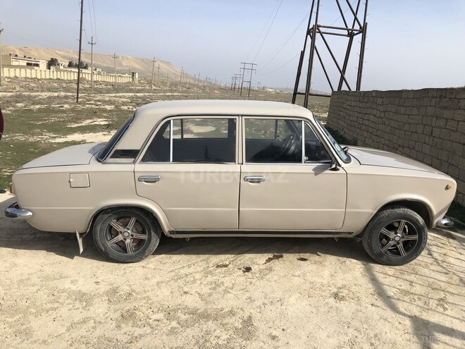 LADA (VAZ) 21011 1979, 550,000 km - 1.6 л - Bakı