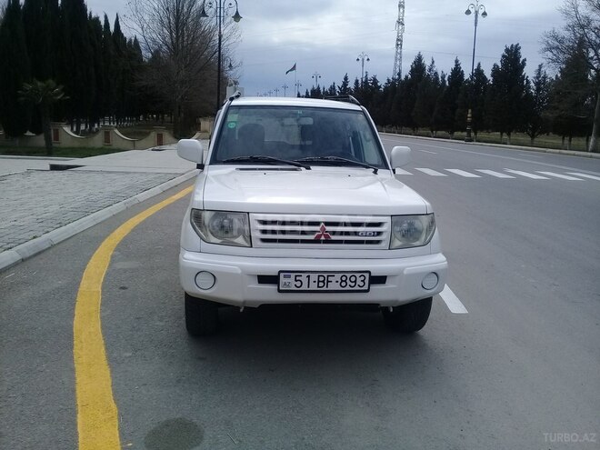 Mitsubishi Pajero io 1999, 270,000 km - 1.8 l - Gəncə