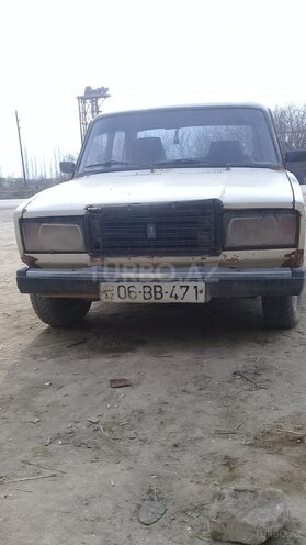 LADA (VAZ) 2105 1982, 222,200 km - 1.6 l - Salyan