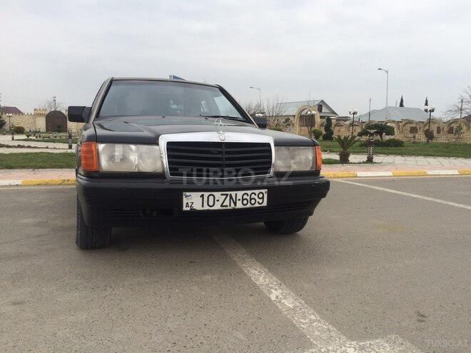 Mercedes 190 1992, 433,911 km - 2.0 l - Saatlı