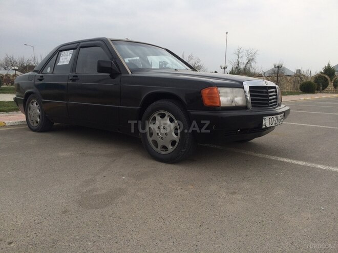 Mercedes 190 1992, 433,911 km - 2.0 l - Saatlı