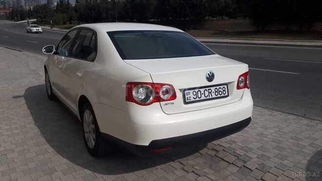 Volkswagen Jetta 2008, 303,000 km - 1.6 л - Bakı