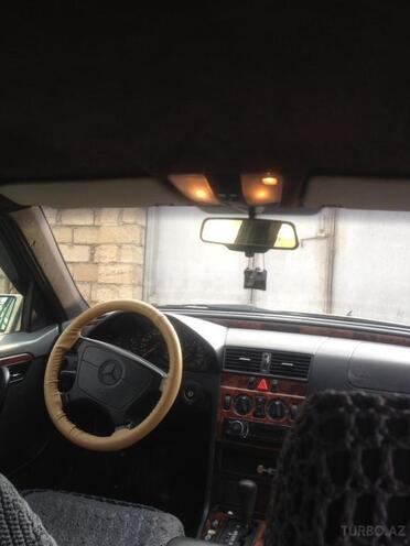Mercedes C 220 1995, 630,000 km - 2.2 l - Sabirabad