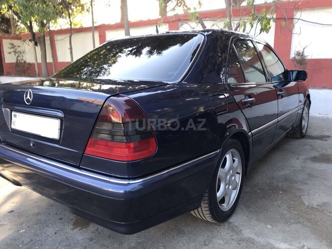 Mercedes C 240 1999, 235,000 km - 2.4 л - Bakı