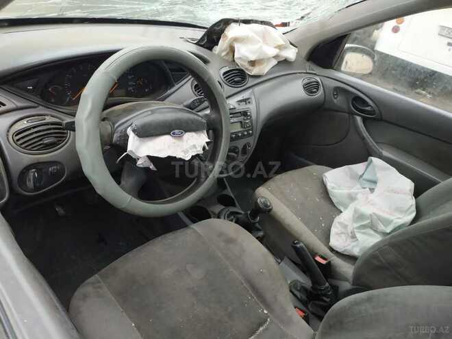 Ford Focus 2002, 250,000 km - 1.6 l - Bakı