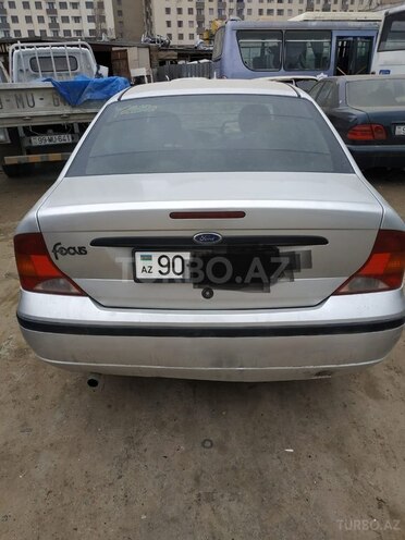 Ford Focus 2002, 250,000 km - 1.6 l - Bakı