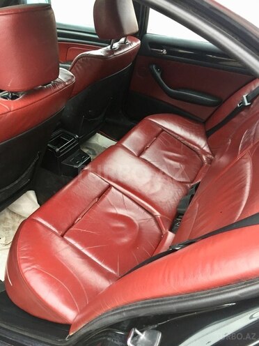 BMW 323 2001, 265,000 km - 2.5 l - Bakı
