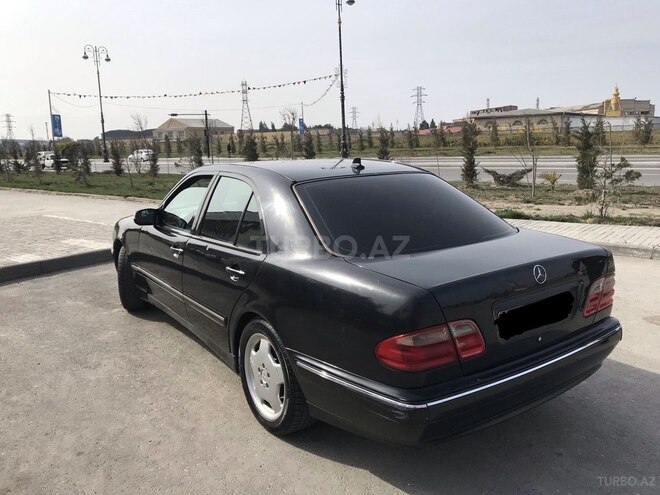 Mercedes E 200 2000, 290,000 km - 2.0 л - Sumqayıt