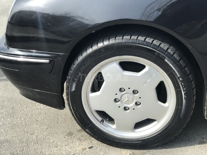 Mercedes E 200 2000, 290,000 km - 2.0 л - Sumqayıt