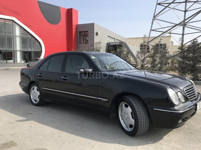 Mercedes E 200 2000, 290,000 km - 2.0 л - Sumqayıt