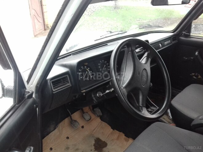 LADA (VAZ) 2107 2011, 3,700 km - 1.6 l - Xudat