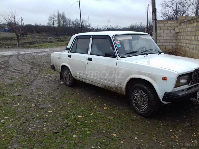 LADA (VAZ) 2107 2011, 3,700 km - 1.6 l - Xudat