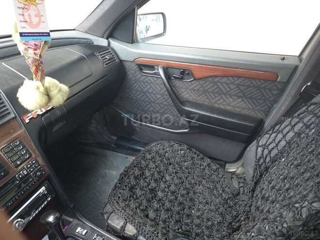 Mercedes C 280 1993, 324,515 km - 2.8 л - Xırdalan