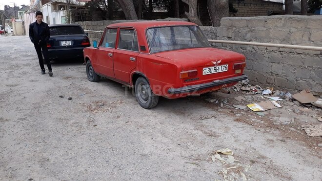 LADA (VAZ) 21011 1977, 999,999 km - 1.5 л - Bakı