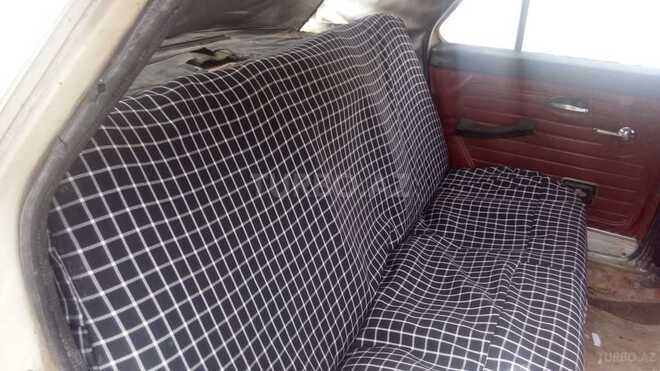 GAZ 24 1980, 232,000 km - 2.4 l - Bakı