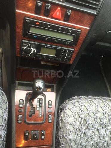Mercedes C 200 1999, 190,000 km - 2.0 l - Bakı