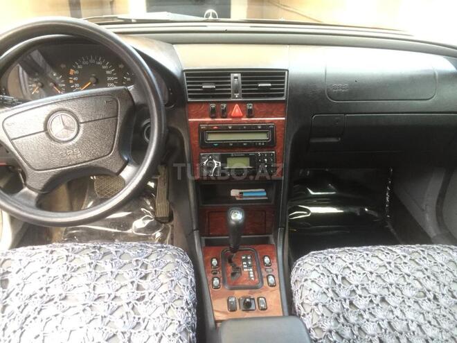 Mercedes C 200 1999, 190,000 km - 2.0 l - Bakı