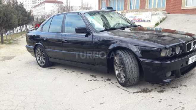 BMW 535 1993, 285,000 km - 4.4 l - Bakı