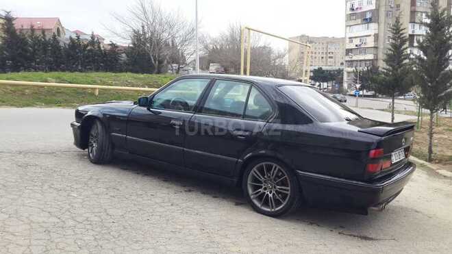 BMW 535 1993, 285,000 km - 4.4 l - Bakı
