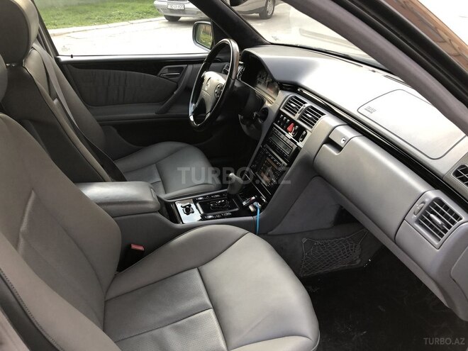 Mercedes E 270 2000, 348,052 km - 2.7 l - Bakı