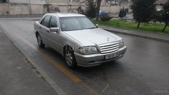 Mercedes C 180 1999, 233,000 km - 1.8 л - Bakı