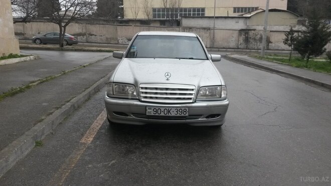 Mercedes C 180 1999, 233,000 km - 1.8 л - Bakı