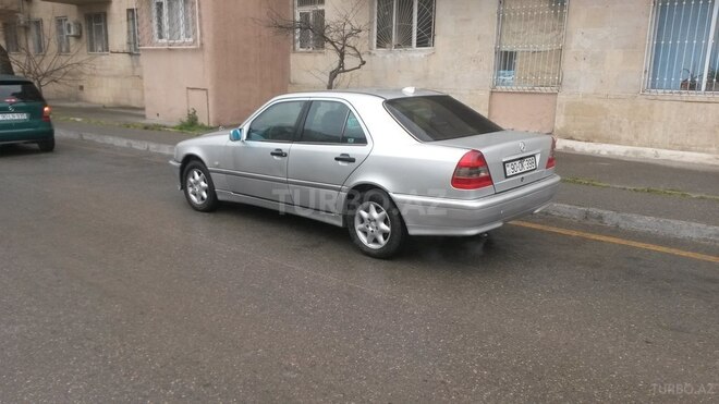 Mercedes C 180 1999, 233,000 km - 1.8 л - Bakı