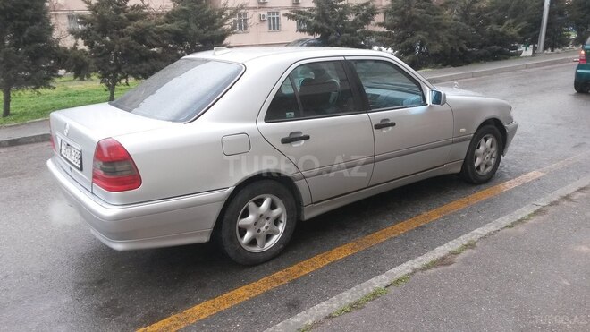 Mercedes C 180 1999, 233,000 km - 1.8 л - Bakı