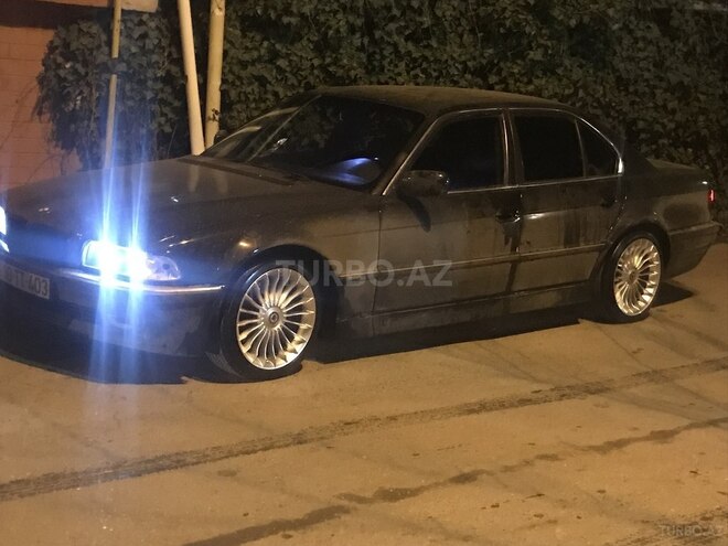 BMW 730 1995, 260,000 km - 0.3 l - Bakı