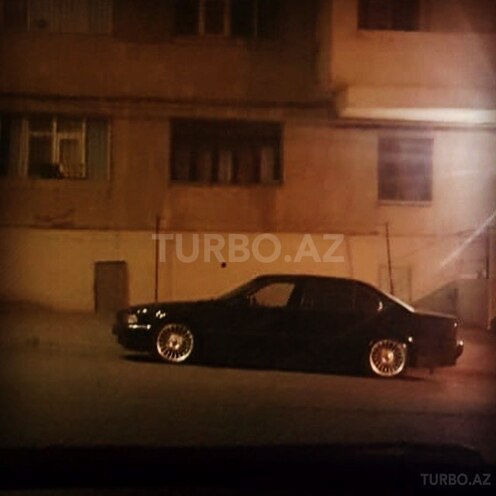BMW 730 1995, 260,000 km - 0.3 l - Bakı