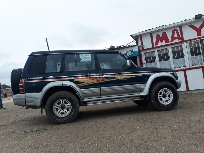 Mitsubishi Pajero 1997, 139,000 km - 2.8 l - Sumqayıt